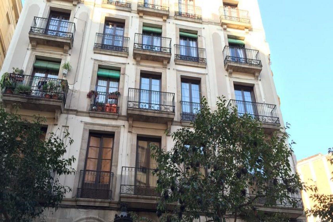 Inside Barcelona Apartments Mercat Exterior photo