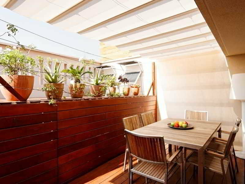 Inside Barcelona Apartments Mercat Exterior photo